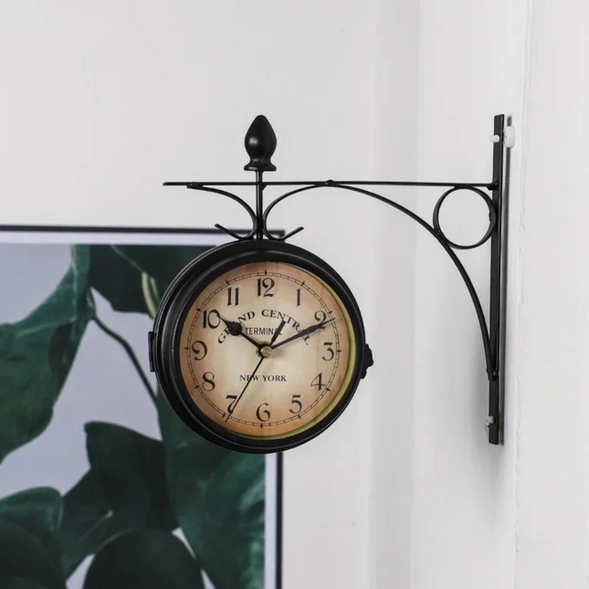 Atelier Bohème | Vintage Outdoor Wall Clock
